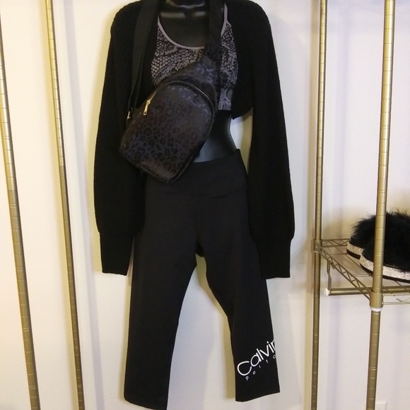 Leggings. CALVIN KLEIN PERFORMANCE. Size: LG. Color: Black w/White Logo. - Picture 5 of 11